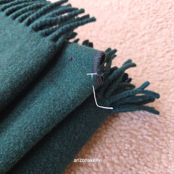 NWOT Green Wool Wrap Edinburgh Tartan Shop - Picture 12 of 12